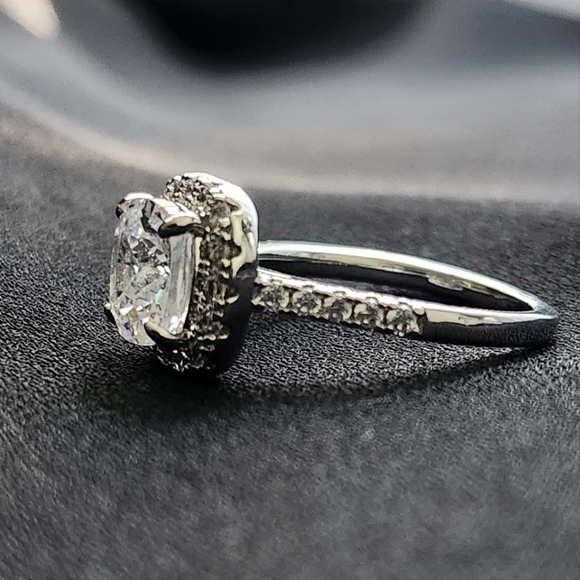 Classic Diamond Halo Ring Set - Picture 3 of 6